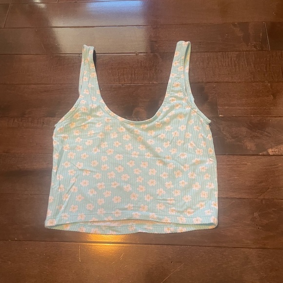 PacSun crop tops - Picture 2 of 5